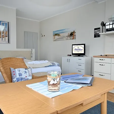 Cafe Stoermhuus * Neuharlingersiel